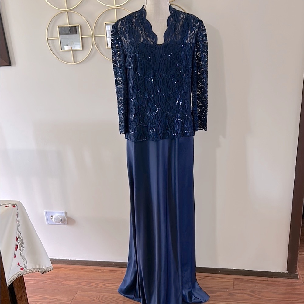 Alex Evenings navy lace Sequin Embellished formal 2 pieces  Gown, A-line sz 14